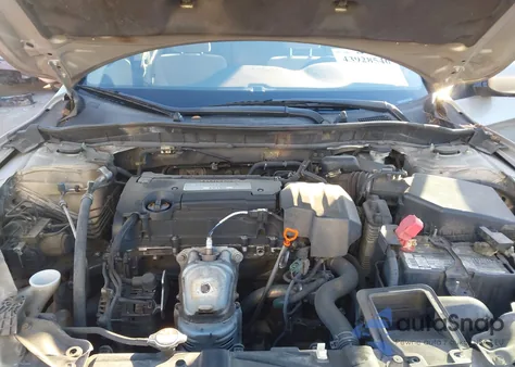 2013 Honda Accord Lx from USA, damaged, VIN 1HGCR2F32DA199487